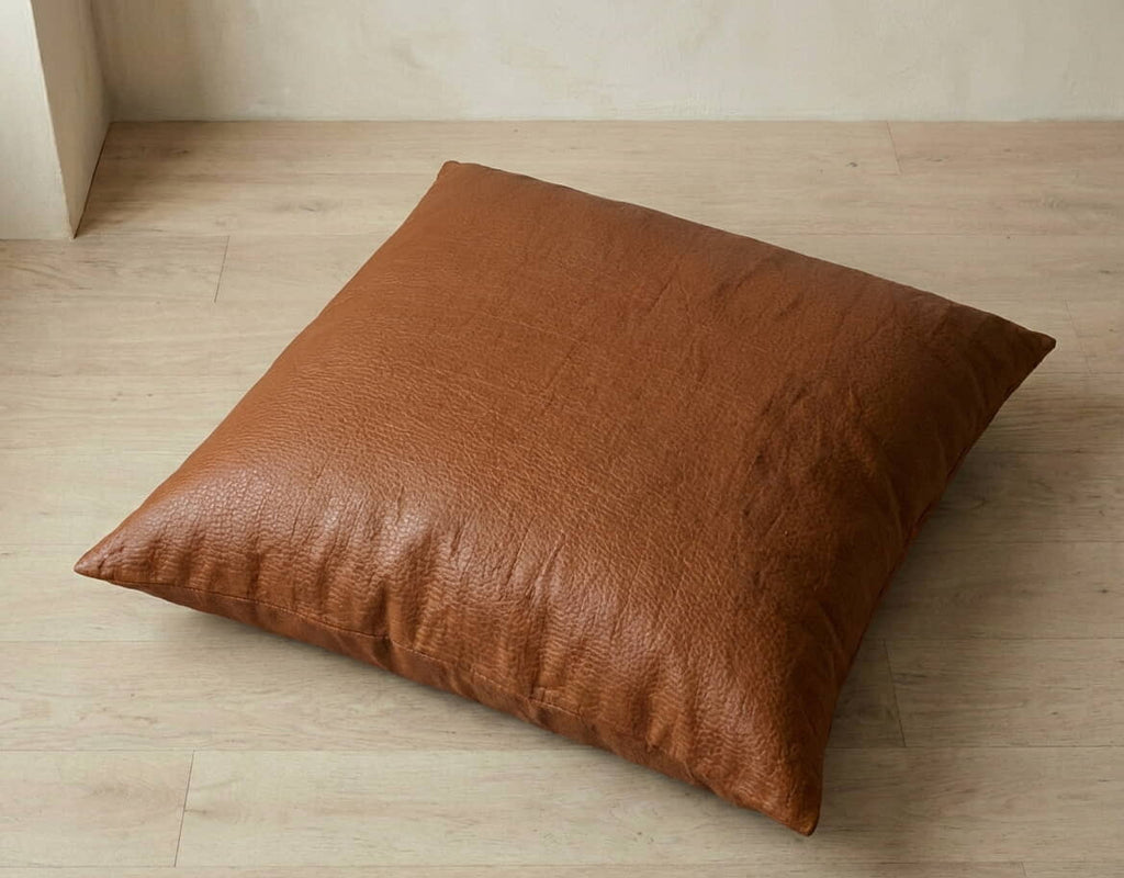 Coussin de sol en cuir